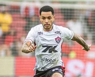 Enquete: você acha que Matheuzinho deve ser titular contra o Flu?