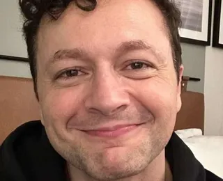 Ex-marido de Sandy se irrita ao ser questionado sobre vida amorosa