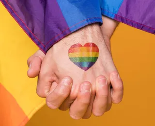 Influenciador revela que encontrou a “cura da homossexualidade”