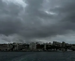 Mau tempo: Marinha emite alerta de frente fria em Salvador e RMS