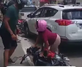 Motorista atropela motociclistas durante protesto no interior da Bahia