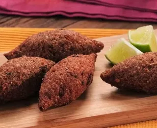 O segredo do quibe perfeito: receita fácil, prática e saborosa