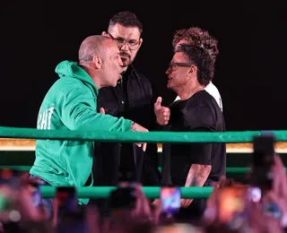 Popó e Wanderlei trocam provocações em encarada na Faria Lima
