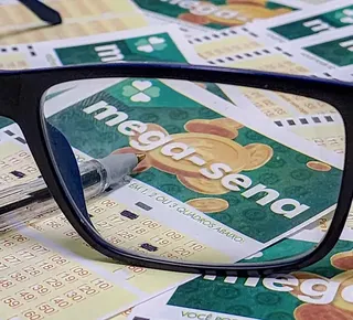 Mega-sena acumula e prêmio chega a R$ 25 milhões para a próxima terça - Imagem