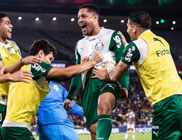 Jogador do Palmeiras chama mãe de “vagab*nda” e ela se manifesta - Imagem