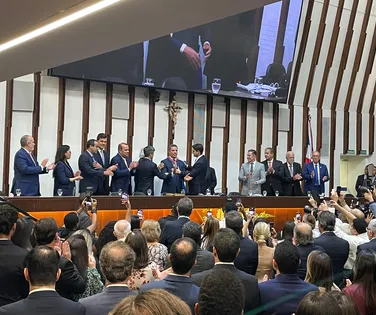 Marcus Presidio é reconhecido com a mais alta condecoração da Alba - Imagem