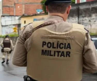Um homem morre e uma adolescente é baleada no Vale das Pedrinhas - Imagem