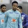Com Militão improvisado, Ancelotti testa nova linha defensiva - Imagem