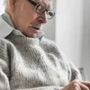 Idosos são alvos preferidos para golpes pela internet - Imagem