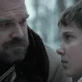 Assédio em Stranger Things? Atriz faz denúncia grave contra colega imagem