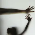 Assédio: professor envia mensagens com teor sexual a aluna de 15 anos imagem