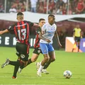 Bahia busca fim do tabu no Barradão contra o Vitória pelo Brasileirão imagem