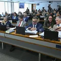CPMI do INSS ouve ex-procurador-geral e esposa nesta quinta imagem