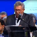 Caetano detona Bolsonaro durante inauguração da fábrica da BYD imagem