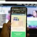 Caixa inicia renegociação de dívidas do Novo FIES com descontos imagem
