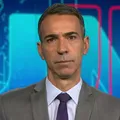 César Tralli quebra tradição do Jornal Nacional após substituir Bonner imagem