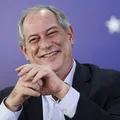 Ciro Gomes rompe com PDT e pede desfiliação imagem