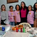 Depois do câncer, voluntária ajuda outras mulheres com a autoestima imagem