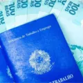 Dinheiro na conta! Saiba quando cai a primeira parcela do 13º salário imagem