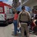 Estudante cai de micro-ônibus em movimento ao retornar para casa imagem