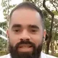 Evangélico e comunista: quem é Ismael Lopes, pastor agredido na vigília de Bolsonaro imagem
