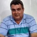 Ex-secretário morre após acidente entre carro e caminhão na Bahia imagem