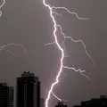 Fortes chuvas: Bahia é atingida por mais de 90 mil raios em 48 horas imagem