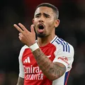 Gabriel Jesus retoma treinos com Arsenal após 10 meses de lesão grave imagem