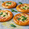 Gostosa e rápida: aprenda a fazer esfirra com apenas 3 ingredientes imagem