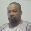 Homem tem casa invadida e é executado com mais de 50 tiros na Bahia imagem