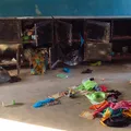 Homens armados sequestram mais de 300 alunos em escola católica imagem