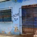 Idoso é morto e casal fica ferido dentro de mercado em Pernambués imagem