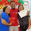 Instituto Yduqs abre inscrições para alfabetização de jovens e adultos imagem