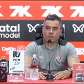 Jair diz que Leão foi "muito melhor que o Botafogo" no segundo tempo imagem