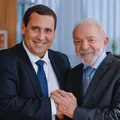 “Líder que fala com o mundo”, diz Éden sobre encontro de Lula e Trump imagem