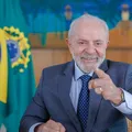Lula chama de “justiça tributária” aprovação da isenção de IR imagem