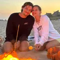 Millie Bobby Brown exibe filha adotiva pela primeira vez; veja a foto imagem