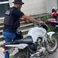 Motocicleta utilizada para praticar crimes na Bahia é recuperada imagem