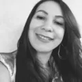 Mulher é morta em ataque a tiros enquanto dirigia no interior da Bahia imagem