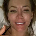 Mulher finge câncer terminal para ganhar silicone do namorado imagem