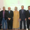 Na medicina veterinária cursos proliferam, alguns clandestinos imagem