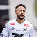 Neymar é dúvida em jogo do Santos que interessa ao Vitória; entenda imagem