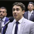 Nikolas Ferreira condena Moraes e faz promessa a Bolsonaro após prisão imagem