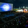 Open Air oferece apoio emocional e acessibilidade em cinema ao ar livre imagem