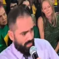 Pastor agredido em vigília de apoio a Bolsonaro fez exame no IML imagem