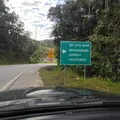 Placa de sinalização com escrita errada vira motivo de piadas imagem