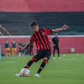 Promessa argentina marca e Vitória vence na estreia da Copa Atlântico imagem
