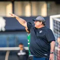 Rei do acesso, ex-Bahia revoluciona clube da Série B e sonha com a elite imagem