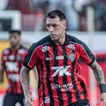 Risco de queda do Vitória atinge nível crítico após façanha do Santos imagem