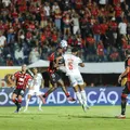Rogério Ceni aponta “erros acima do padrão” e defende Rezende no Bahia imagem